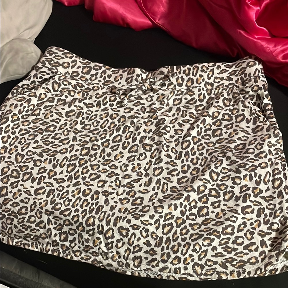 Nine West White and Cheetah Print Mini Skirt